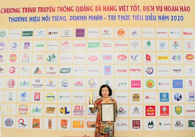 TS.BS Nguyễn Thị Vân Anh vinh dự nhận giải thưởng cao quý