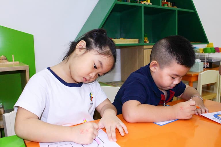 Em Hoàng Minh Phương - Trường Tiểu học Thăng Long Kidsmart đã điều trị thành công chứng bệnh viêm loét HP dạ dày