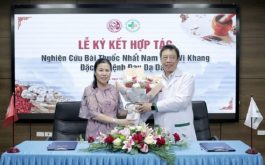 Hợp tác nghiên cứu bài thuốc chữa bệnh dạ dày giữa Nhất Nam Y Viện và Viện Nghiên cứu & Phát triển Y dược cổ truyền dân tộc