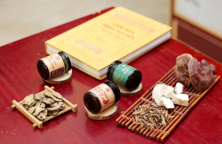 Bộ sản phẩm Nhất Nam Bình Vị Khang