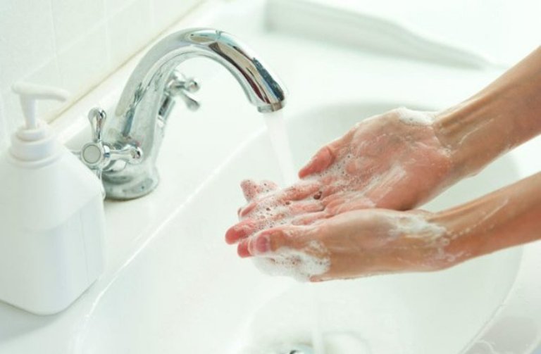 Thường xuyên rửa tay để phòng ngừa nguy cơ nhiễm vi khuẩn H. pylori